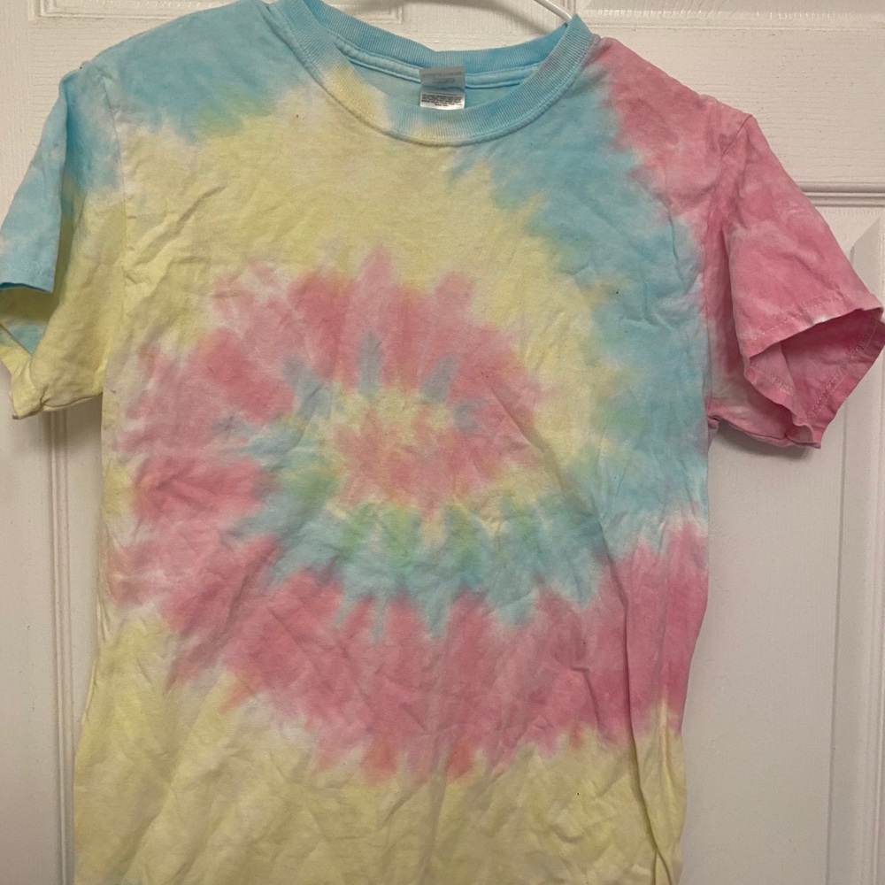 tie dye tee